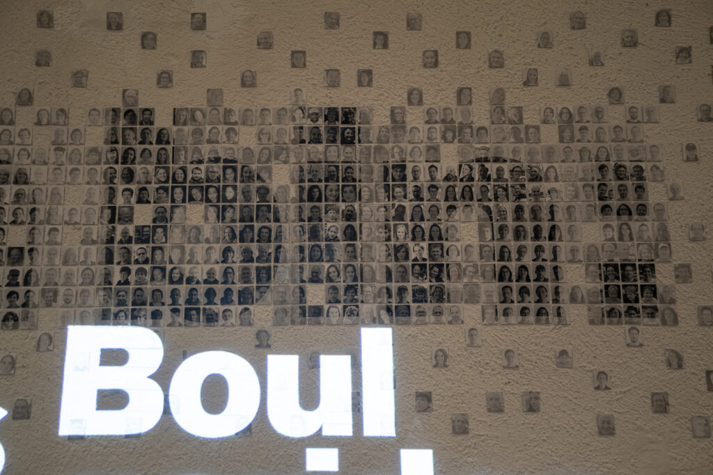 Bild, Installation Ich bin: Theodoros Boulgarides